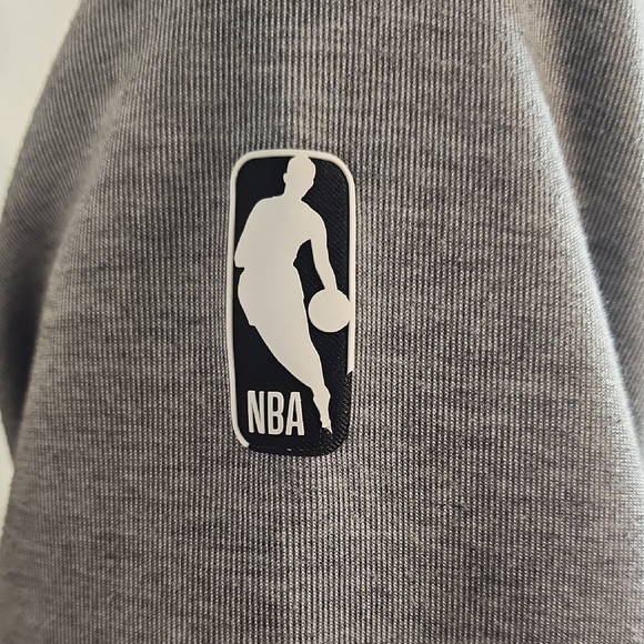 Nike Gray Hooded Men's Jacket - Picture 3 of 10